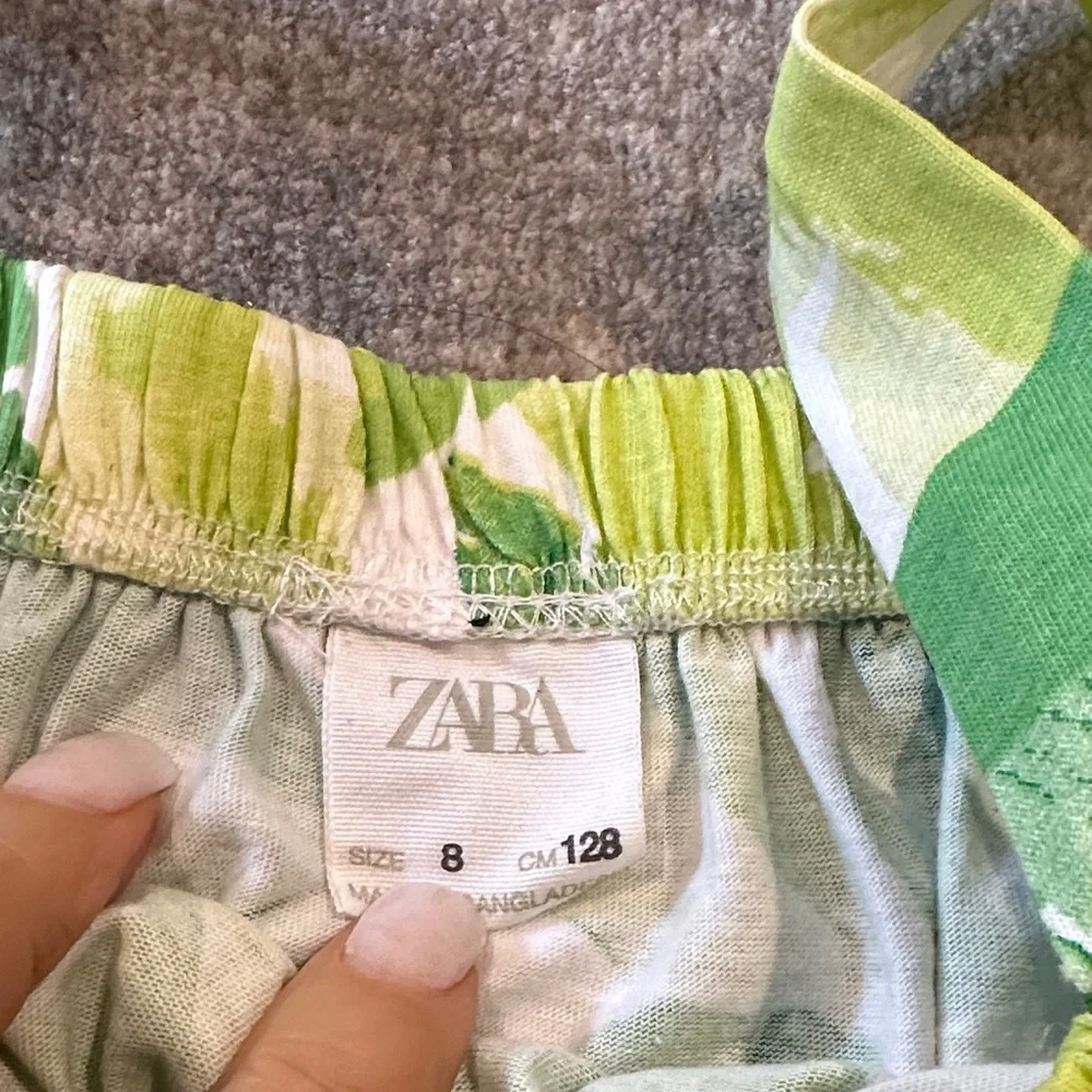 Tropical Zara and Green Kids Off-Shoulder Top Size 8